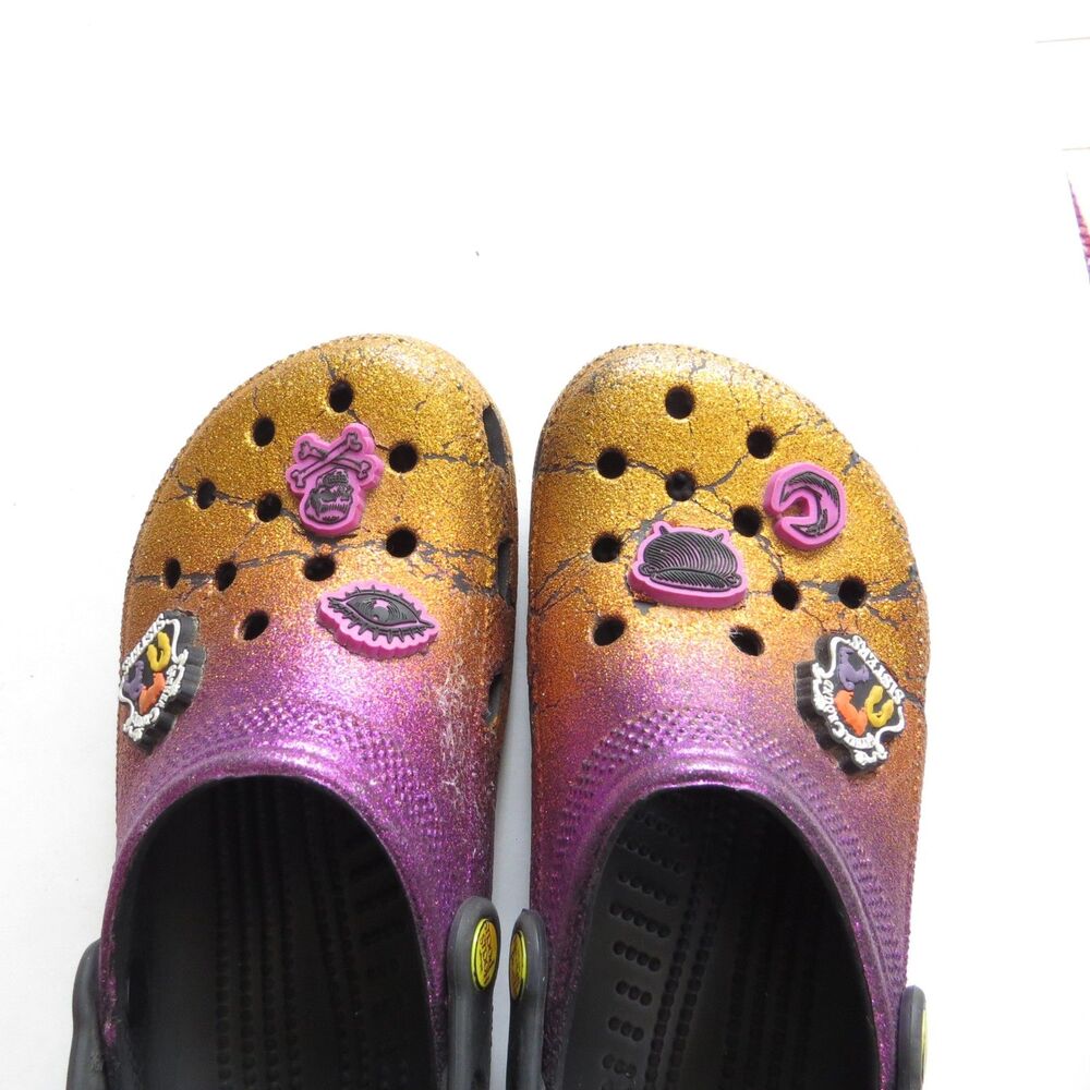 Crocs Disney Hocus Pocus Ltd Ed. Classic Clogs  Men 5 Women 7 GUC - Picture 7 of 11